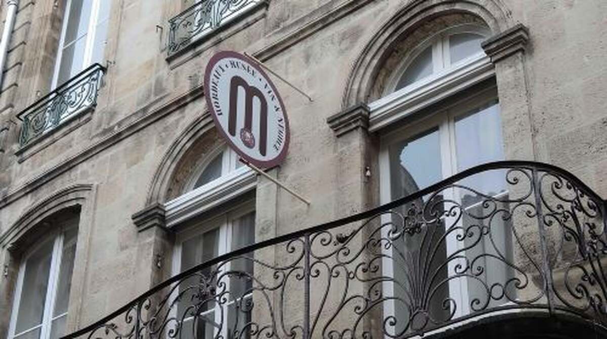 Bordeaux Wine and Trade Museum Admission Ticket with Wine Tasting - Main Image