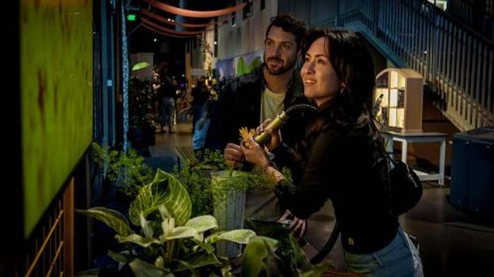 Exploratorium San Francisco: Adult-Only After Dark Admission Day Tours - Main Image