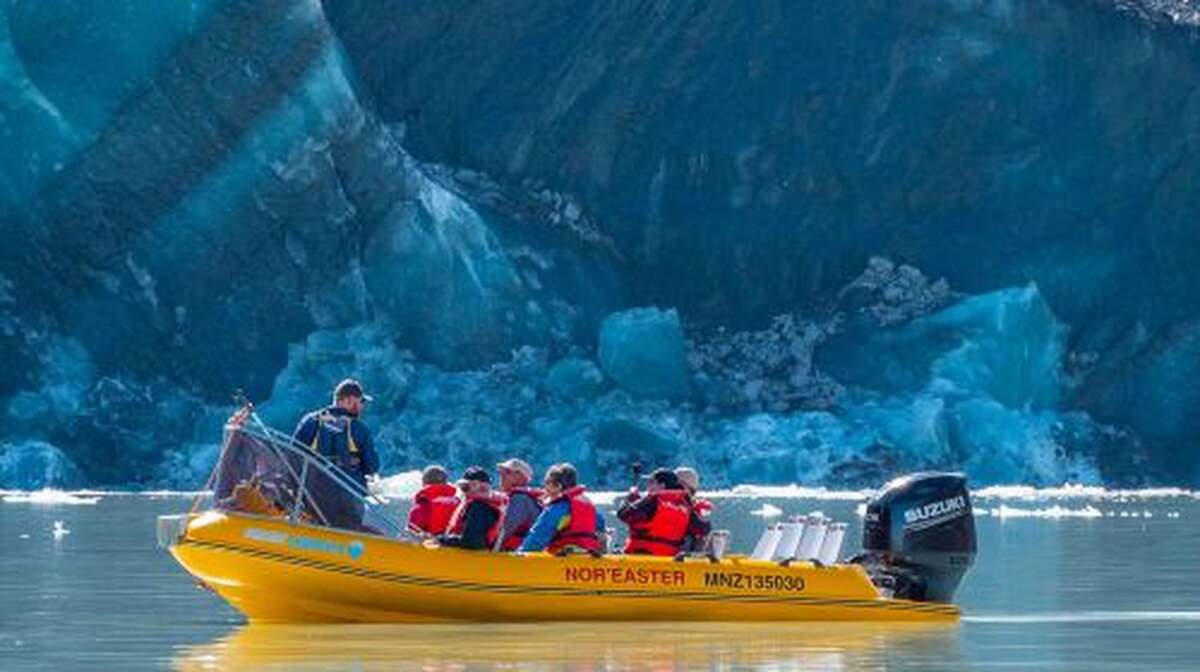 Queenstown round-trip Aoraki / Mount Cook scenic tour with optional helicopter sightseeing and glacier explorer boat Day Tours - Main Image