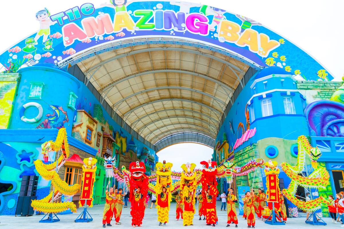 The Amazing Bay Water Park - Main Image