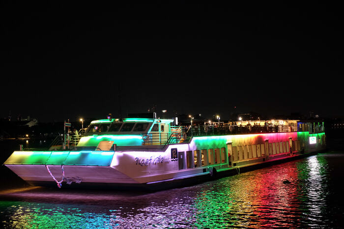 Riverside Kinlen Cruise in Bangkok - Main Image
