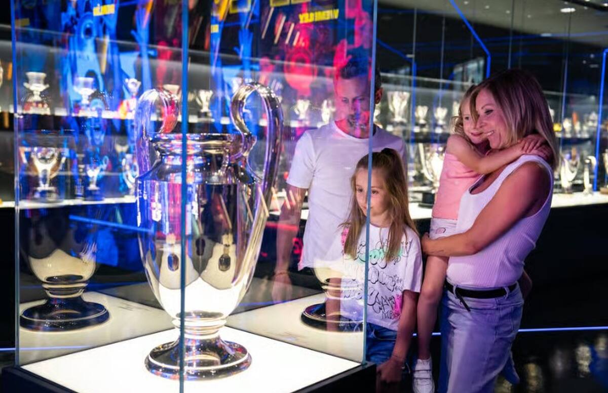 Barcelona: FC Barcelona Museum "Barça Immersive Tour" Ticket - Main Image