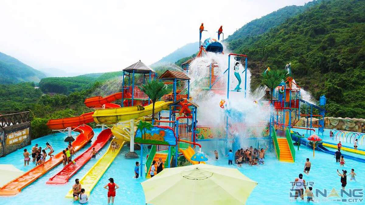 Than Tai Mountain Hot Spring Park Day Tours - Main Image