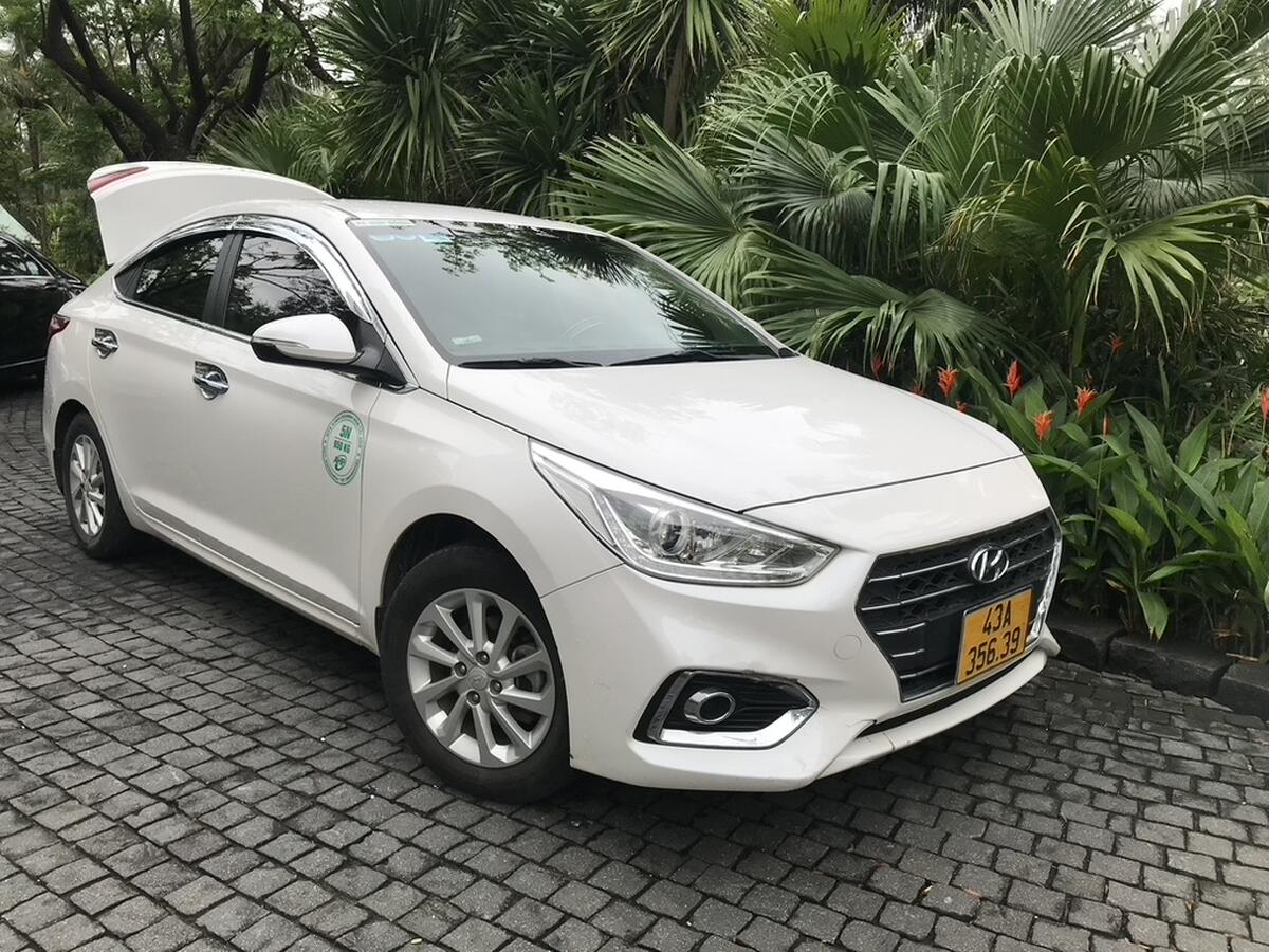 One-way Private Car Da Nang - Hoi An - Hue - Main Image