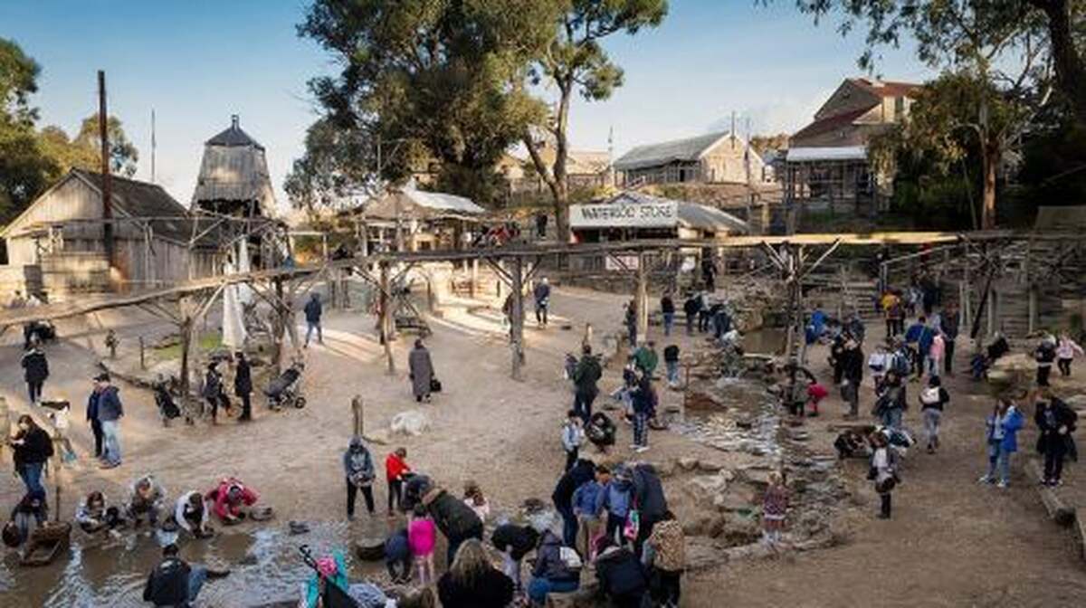 Melbourne: Sovereign Hill, Eureka Centre & Melbourne Skydeck Day Tours - Main Image
