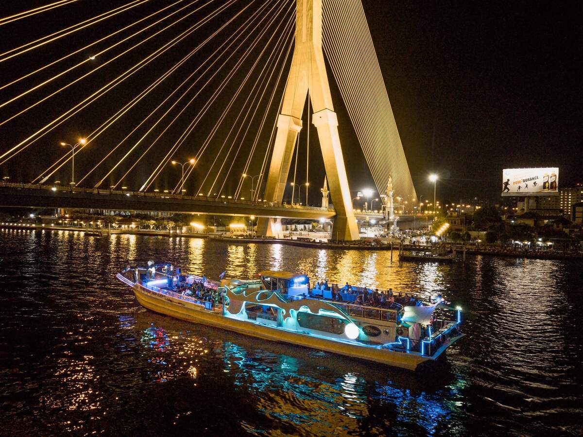 Yodsiam Party Boat in Bangkok - Main Image