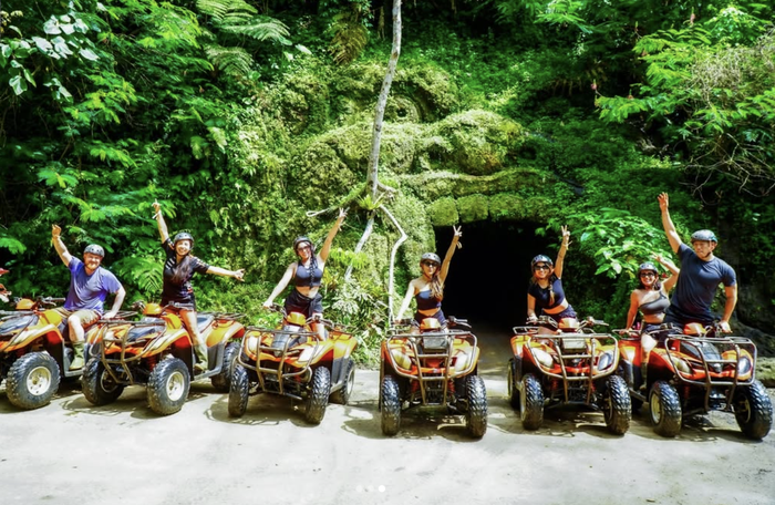 96099d0f-5422-42b0-8fe4-b00998eb2c4e_alt