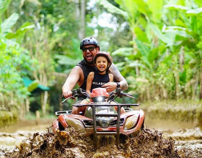 db7e1eef-60f5-43e0-a738-2b2e8b042388_alt