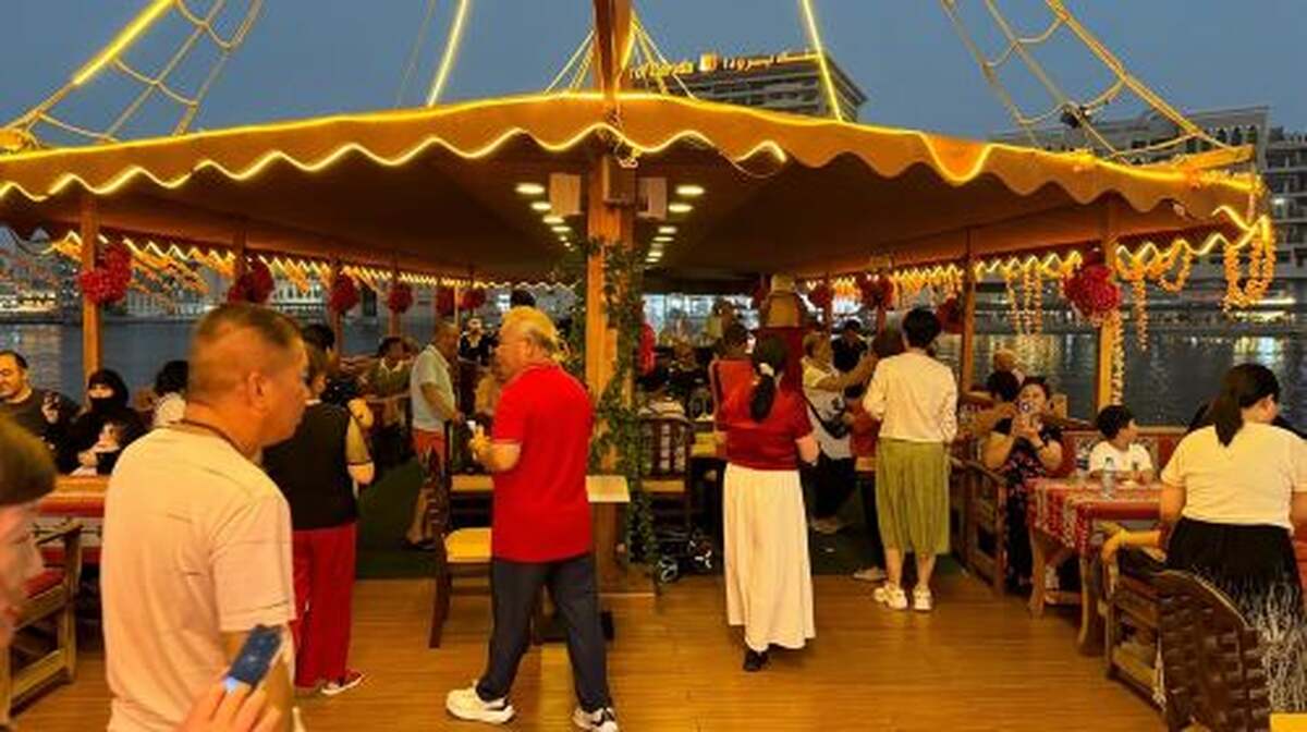 Dubai: Luxury Dinner Cruise with Live Music Day Tours - Main Image