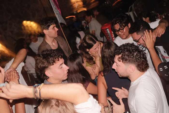 430709af-af5b-4d0c-b842-30b5658f1dfb_alt