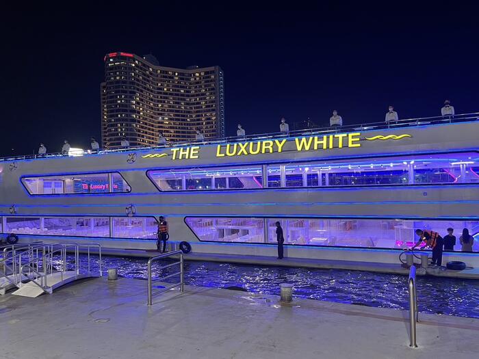 The Luxury White Dinner Cruise at ICONSIAM - Main Image