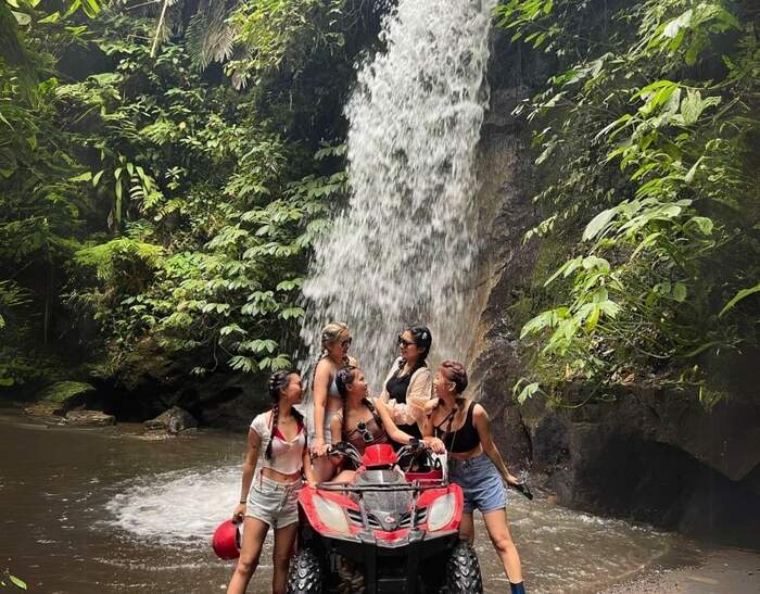 4934bfff-d81f-4b1b-9ec9-7eee4831e817_alt