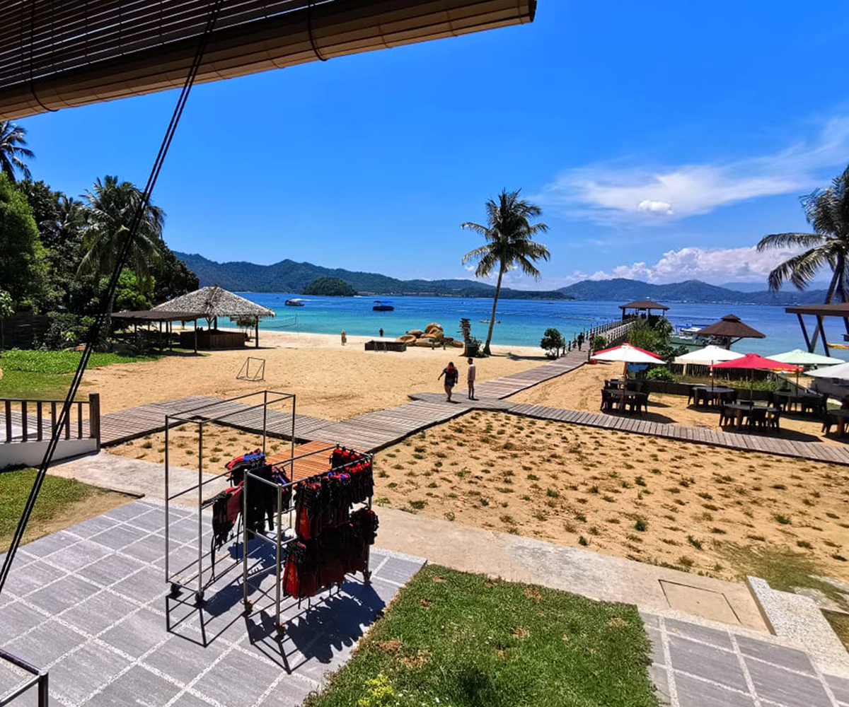 Dreamer Island Snorkeling Day Tour - Main Image