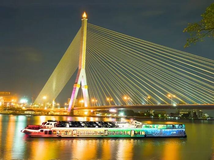 Riverside Faraya Cruise (Halal) in Bangkok - Main Image