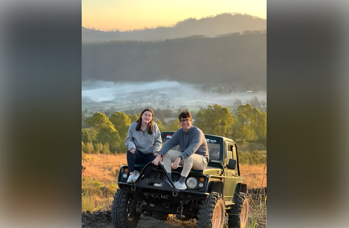 47ba75e2-b882-4ed8-bd79-6a6682736ee9_alt