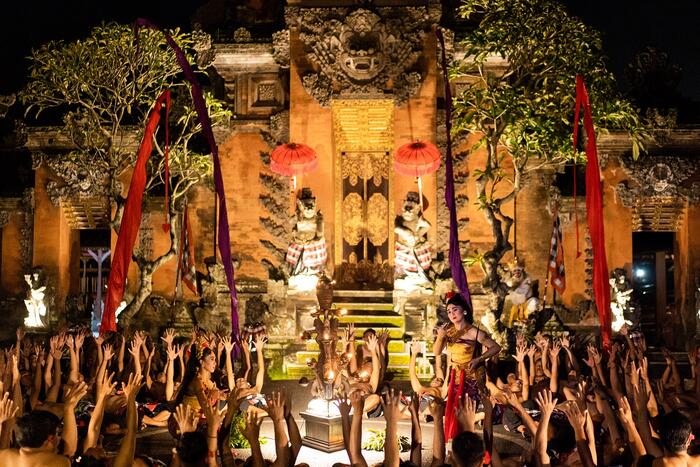 Ubud Kecak at Peliatan Palace - Main Image