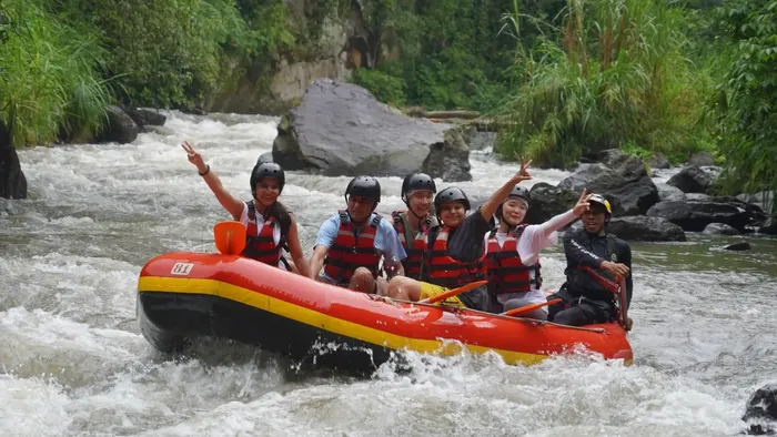 f7ed8d51-ae74-4b1e-808a-006b5bc37af1_alt