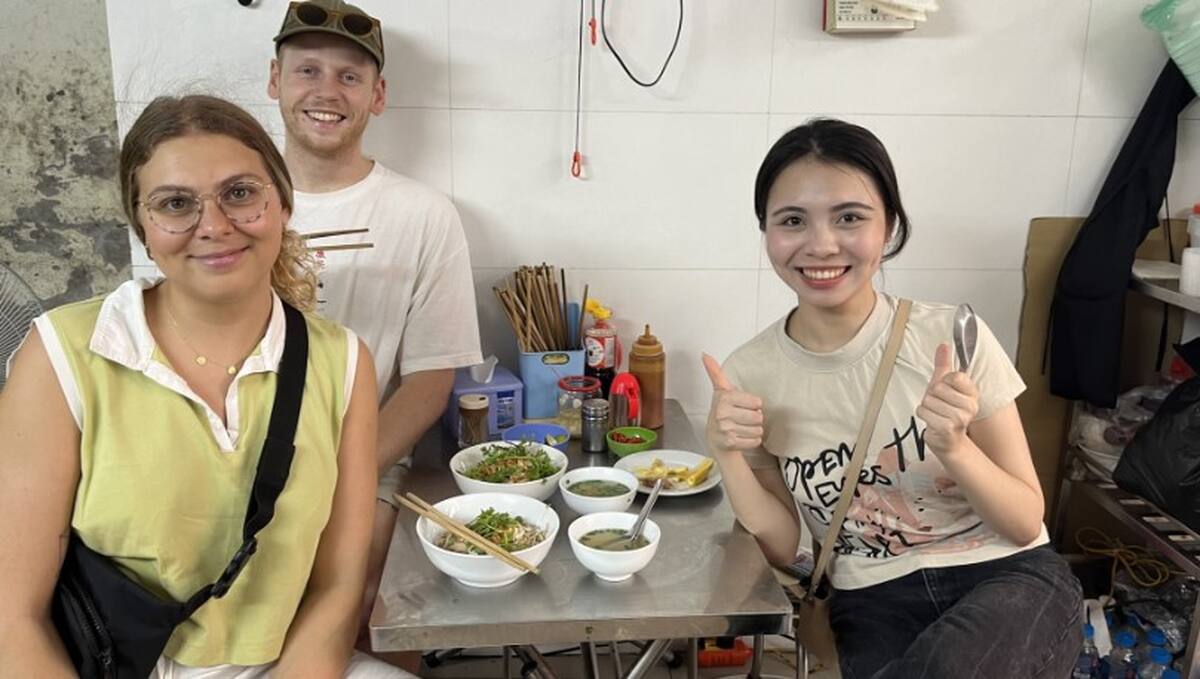 Hanoi: Street Food Walking Tour & Water Puppet Show - Main Image