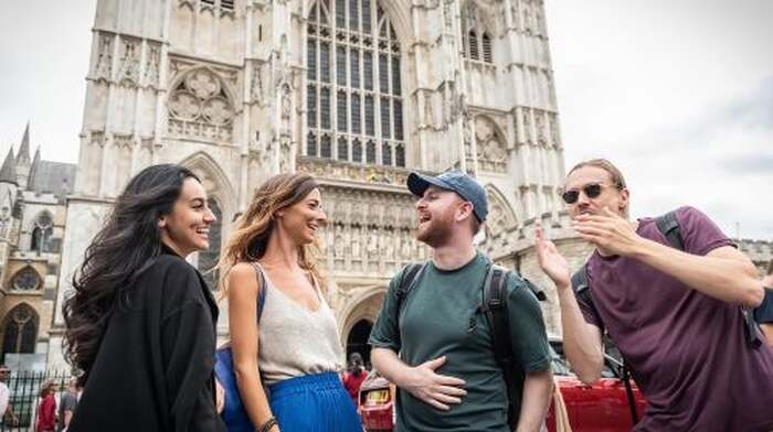 London: Top 30 Sights Walking Tour and London Dungeon Entry Day Tours - Main Image