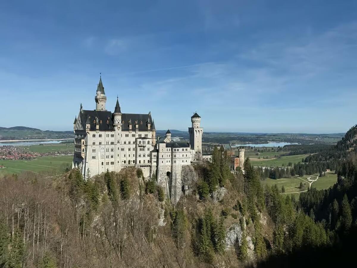 Neuschwanstein Castle Skip-the-Line Ticket with Audio Guide - Main Image