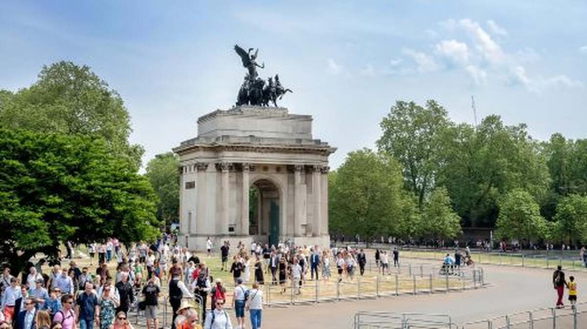 London: Discover Pass with Hop-On Hop-Off Bus, Cruise, Walks Day Tours - Main Image