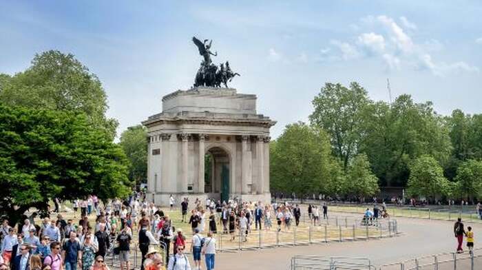 London: Discover Pass with Hop-On Hop-Off Bus, Cruise, Walks Day Tours - Main Image