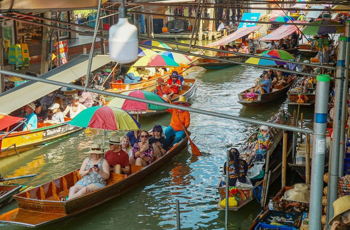 Join Tour Floating Market + Meklong Bus Tour (Meeting Point at Asok Terminal 21 or Robinson Department, BTS Asoke) - Main Image