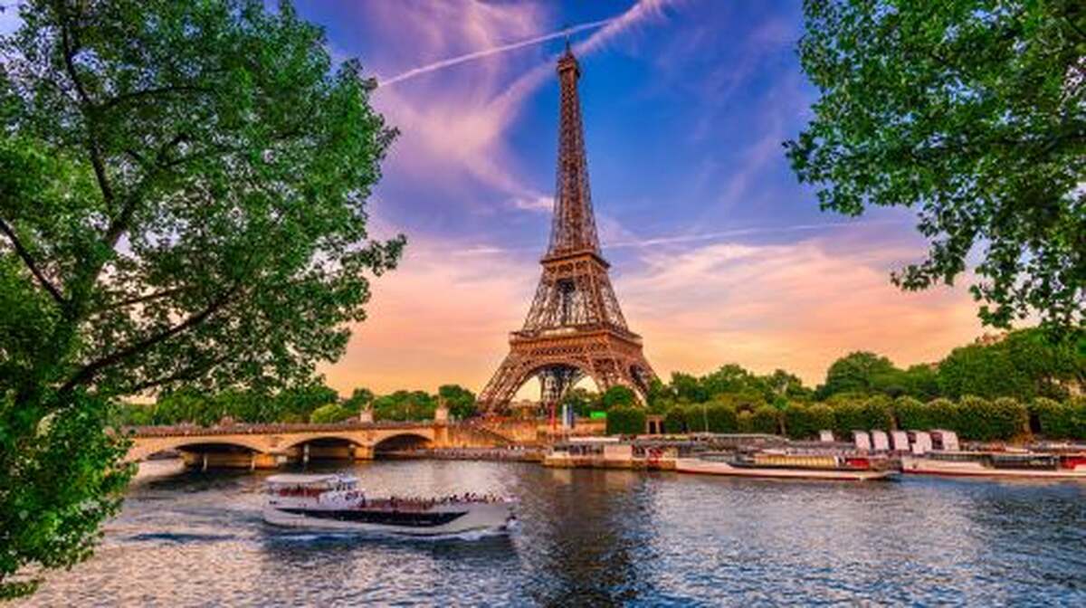 Eiffel Tower - Main Image