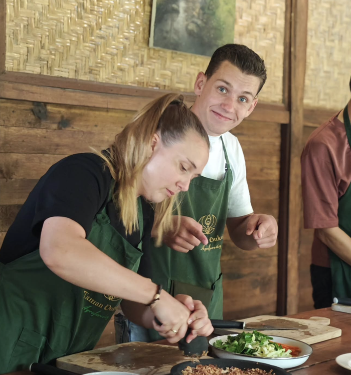 247715d4-4166-40c0-b15f-58a766c7f1ed_alt