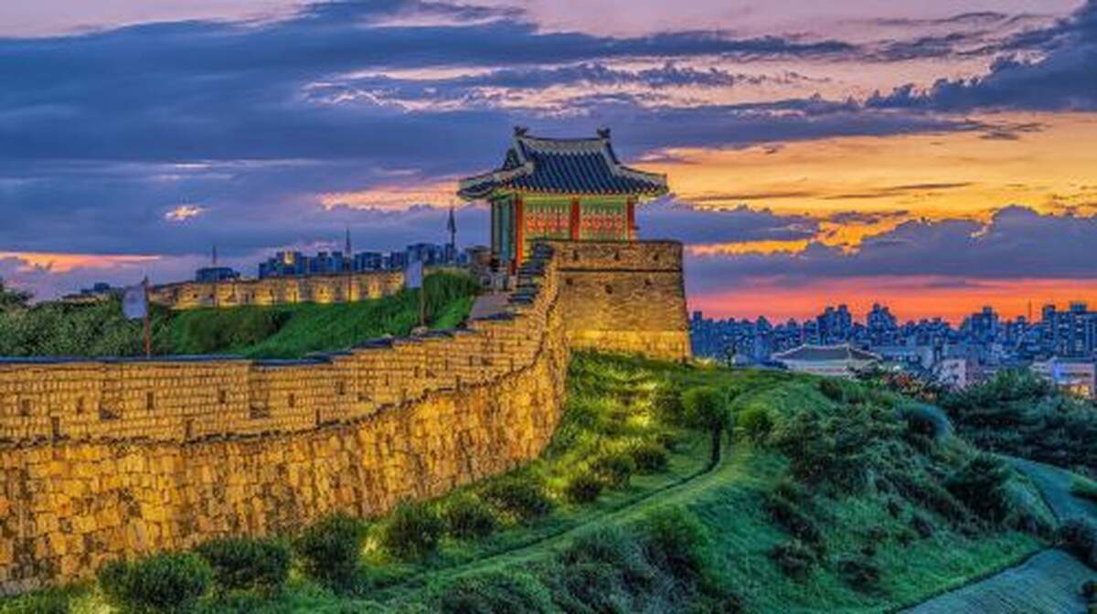 Korean Folk Village & Suwon Hwaseong Fortress + Nammun MarketOne Day Tour (From Seoul) Day Tours - Main Image