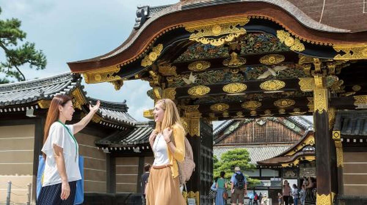 Kyoto: Nijo-jo Castle and Ninomaru Palace Guided Tour Day Tours - Main Image