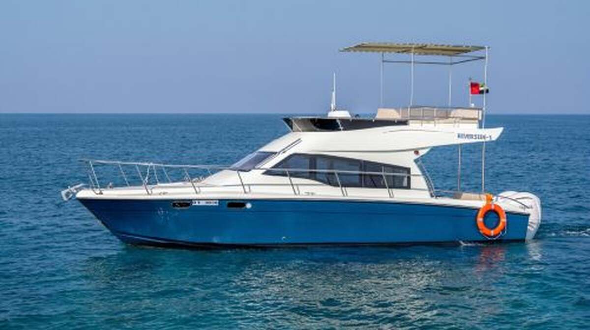 Sail on Yacht Cruise Along Dubai Coastline Transport Passes - Main Image