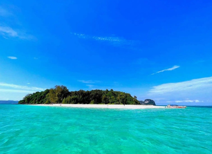 Krabi Tour : Join Tour Day Trip Phi Phi Island (Excluded National Park Fee) - Main Image