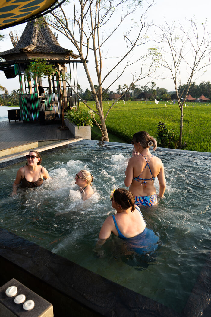 3ca03eee-f96f-4077-8529-a45d0cbc0dc3_alt