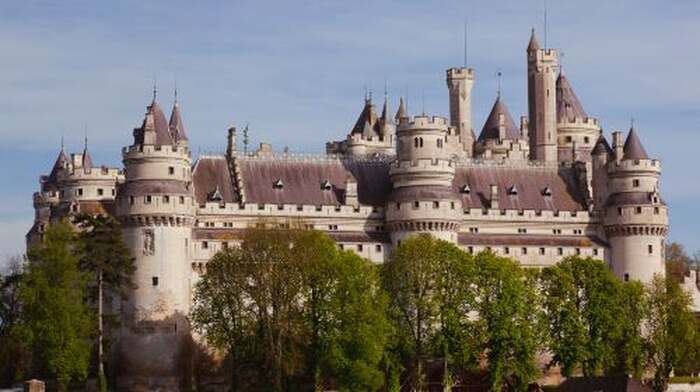 Château de Pierrefonds (the pendragon castle) - Main Image