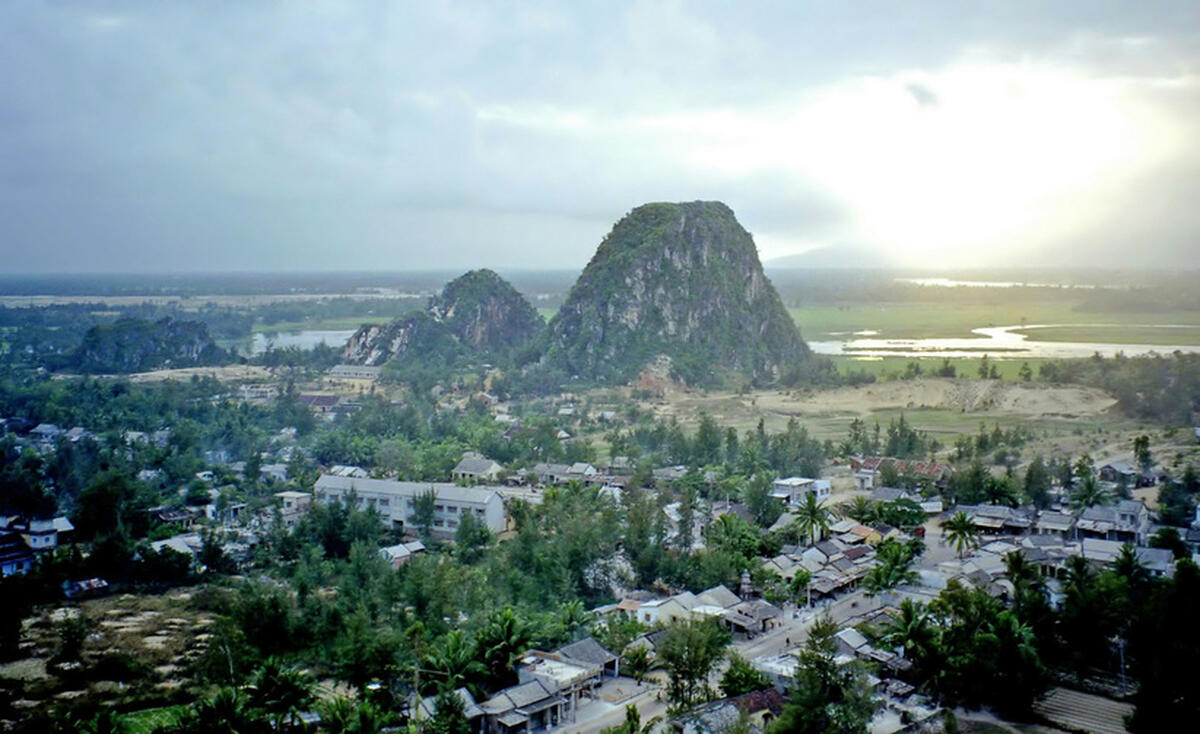Marble Mountain and Linh Ung Pagoda - Main Image