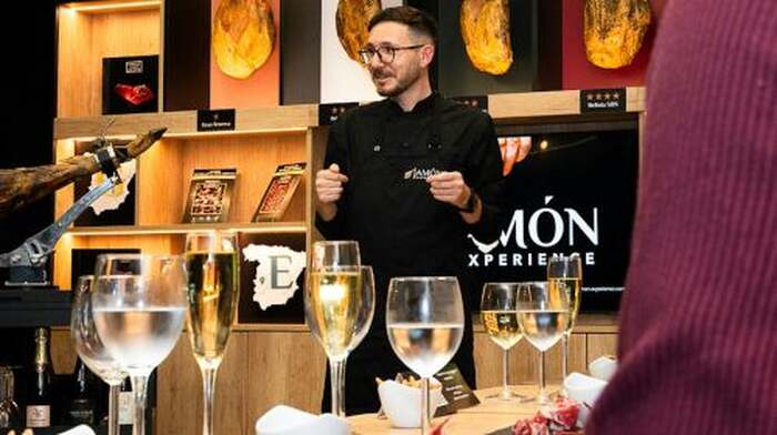 Barcelona: Guided Ultimate Ham & Wine Tasting Experience - Main Image