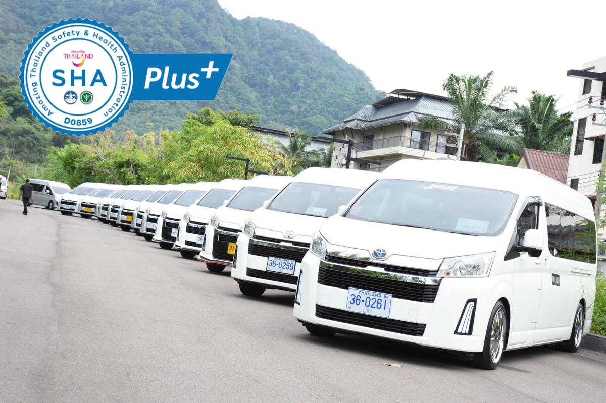 Private Transfer between Phuket International Airport (HKT) and Accommodations in Phuket Areas - Main Image