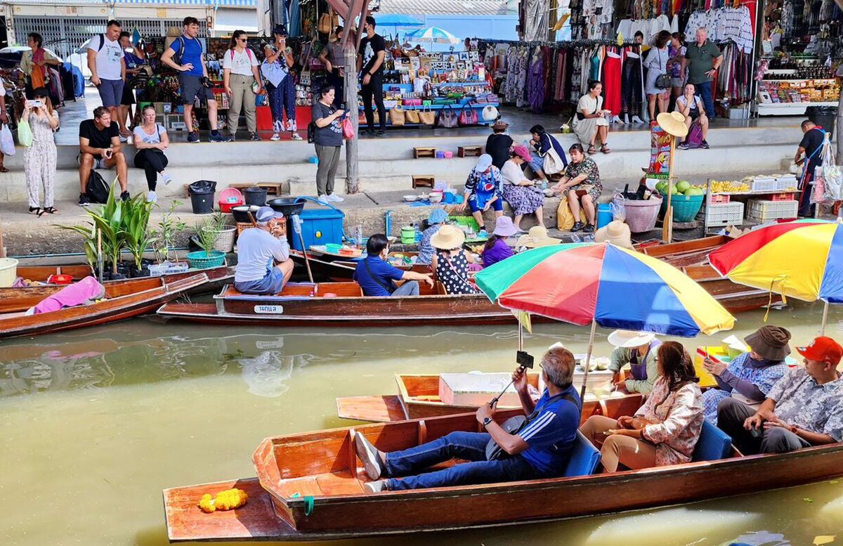 (Free eSIM) Half Day Damnoen Saduak Floating Market with Thai Halal Set Lunch - Main Image