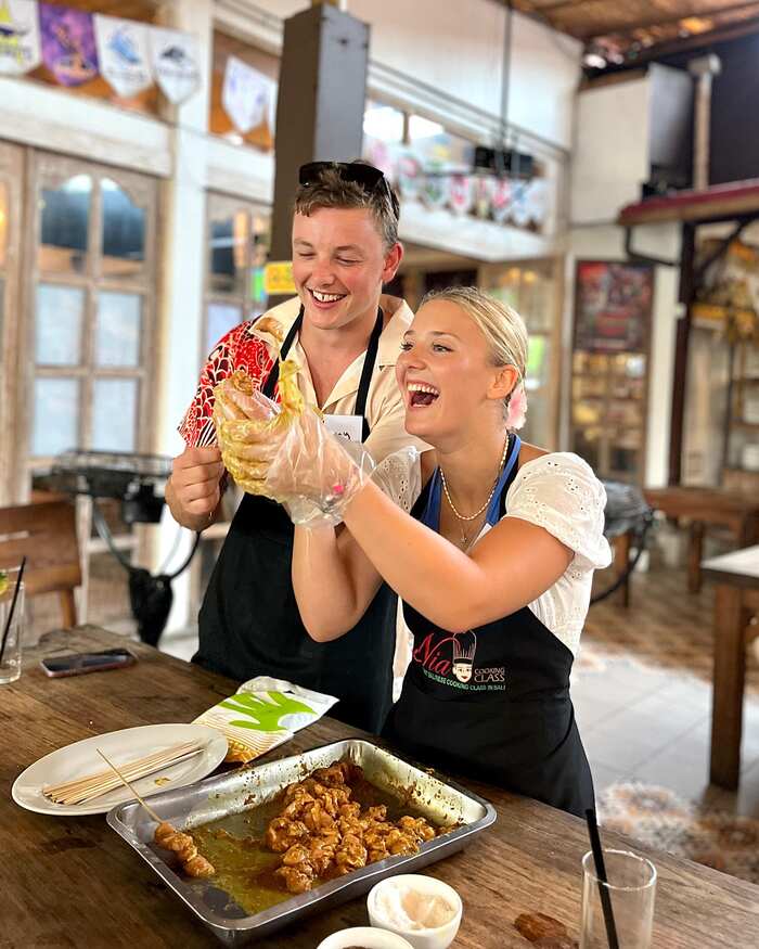 Authentic Balinese Nia Cooking Class – Seminyak