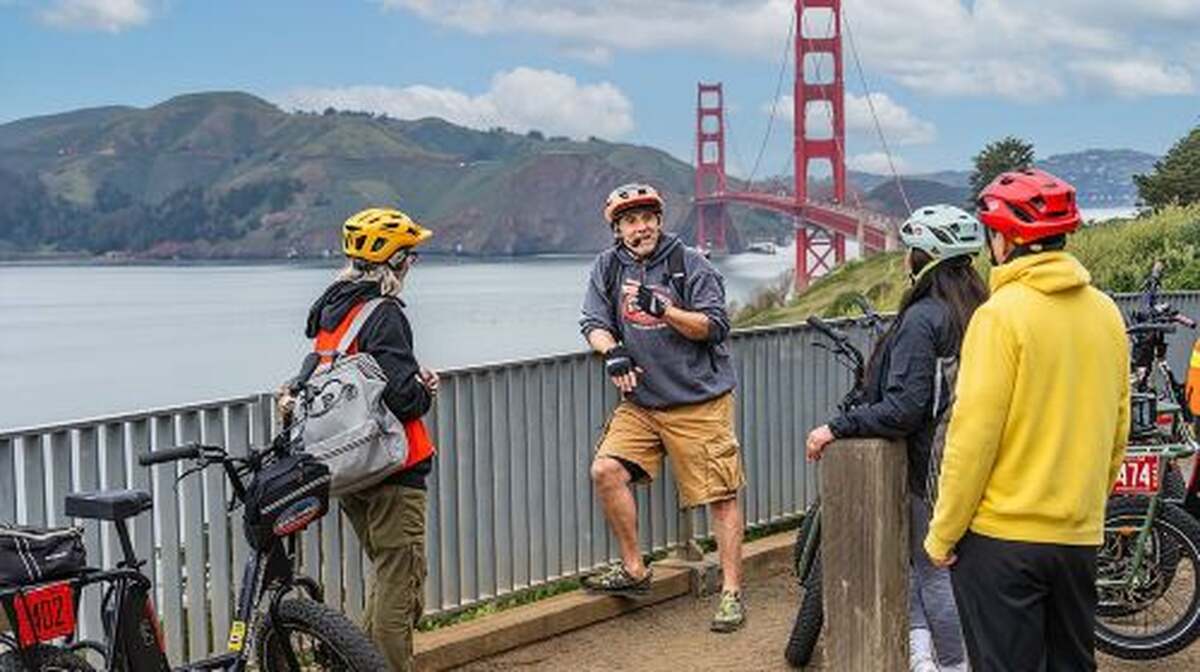 Golden Gate Bridge Guided Bicycle or E-Bike Tour from San Francisco to Sausalito Day Tours - Main Image