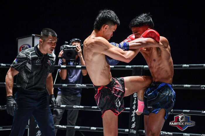 MuayThai Match at Lumpinee Boxing Stadium - Main Image