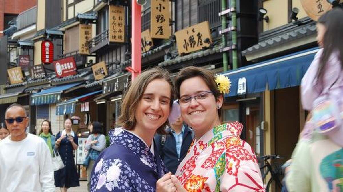Tokyo · Sensō-ji: Step into History with a Kimono – Sensō-ji Kimono Photo Experience Day Tours - Main Image