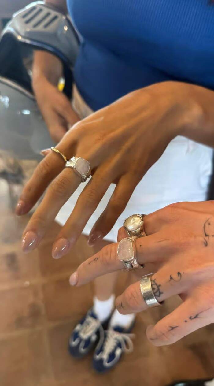 835fdd94-f825-4897-a3ef-f39e26148951_alt