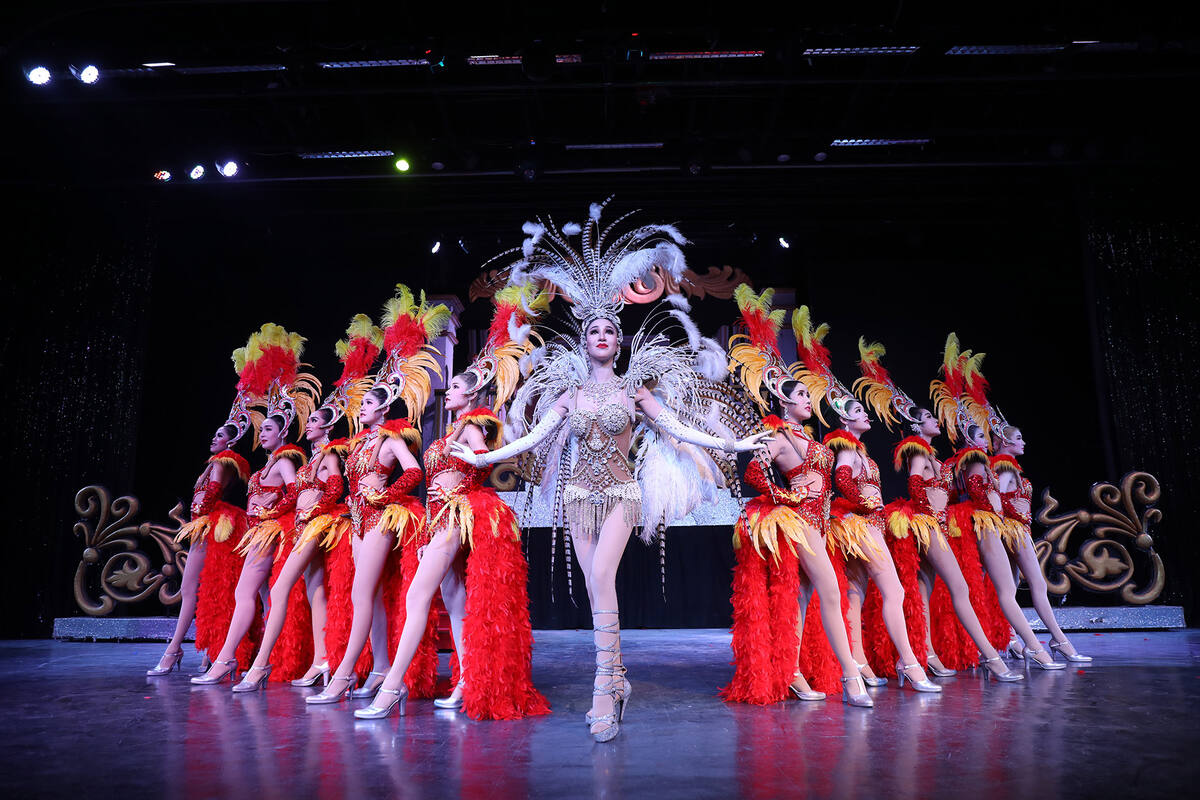Chiang Mai: Miracle Cabaret Show with Share Transfer - Main Image