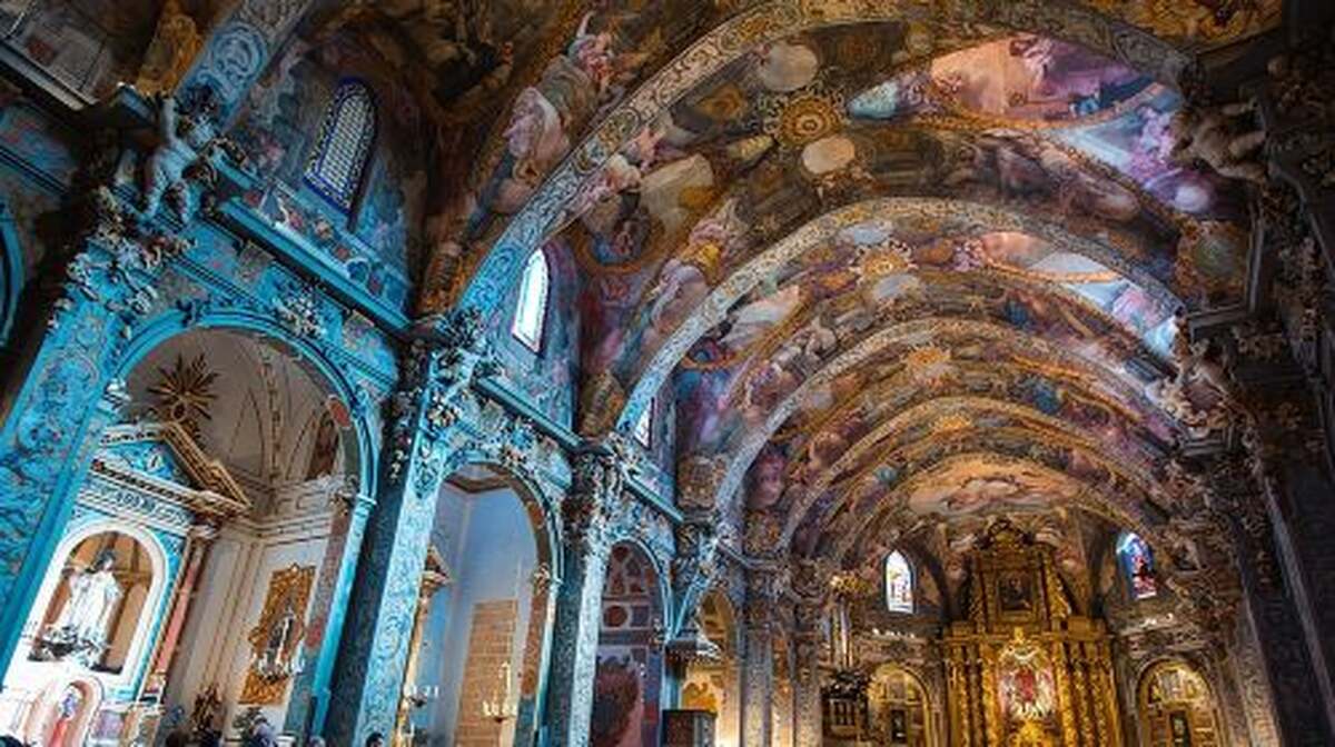 The Light of Saint Nicholas Day Tours - Main Image