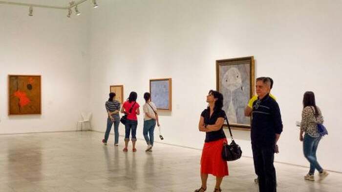 Museo Reina Sofía: Skip The Line Ticket + Guided Tour Day Tours - Main Image