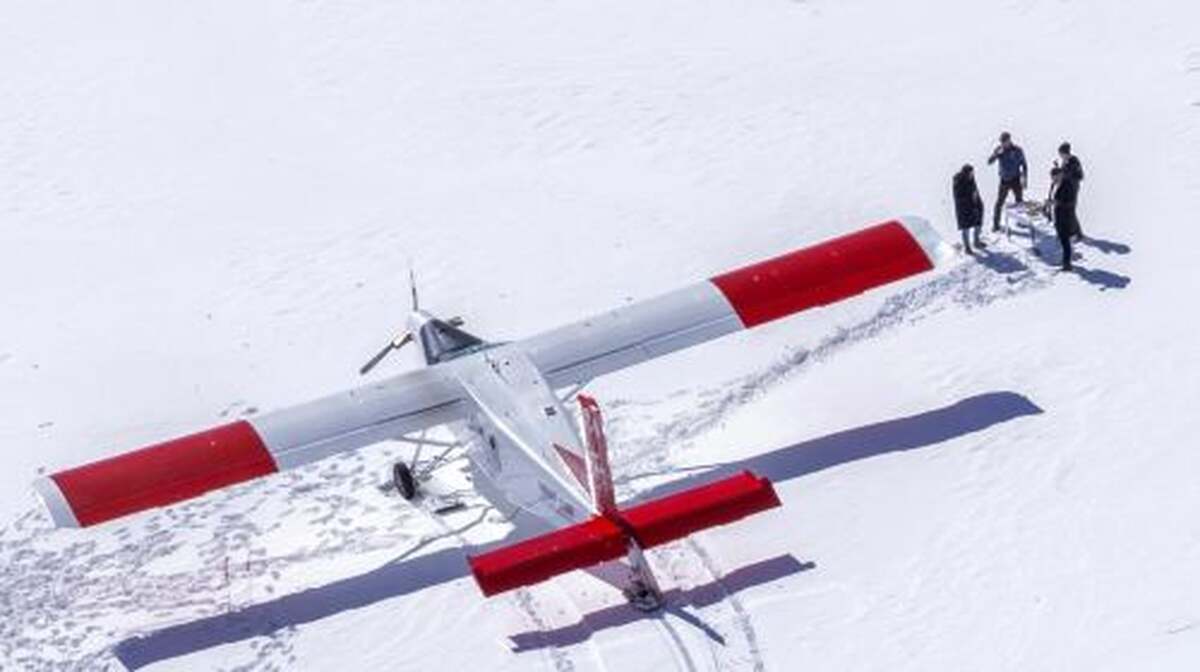 Mount Cook Tasman Glacier helicopter/snow plane with optional dual aircraft high-altitude sightseeing experience (includes snow mountain landing, multiple time slots available) - Main Image