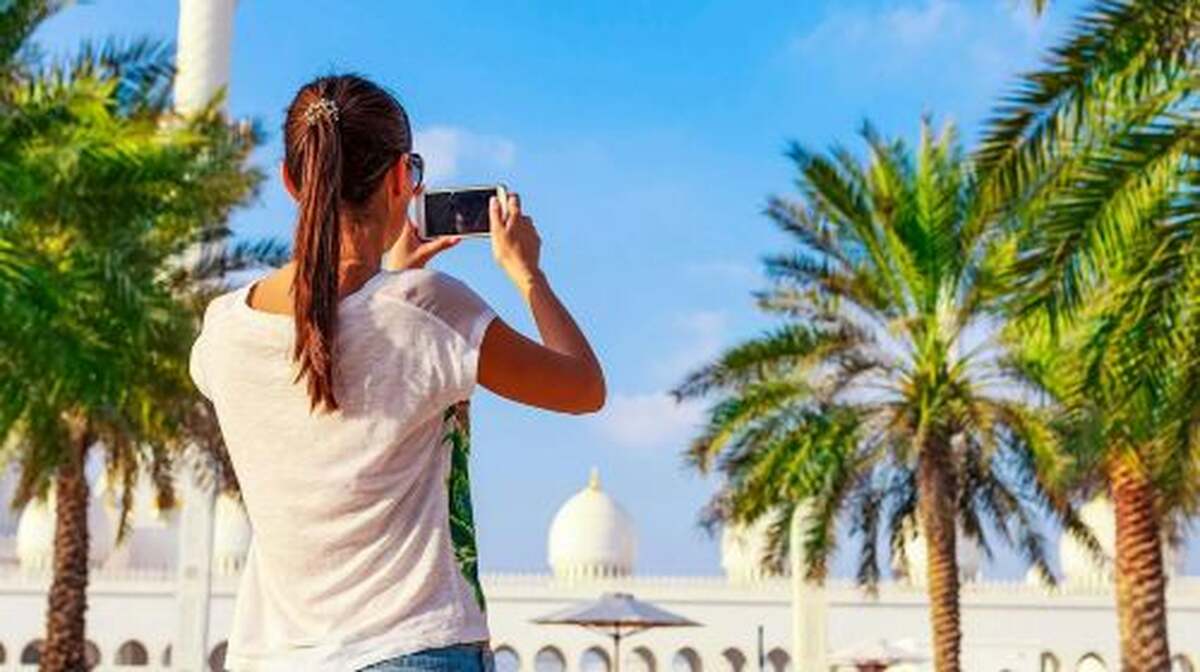Sheikh Zayed Grand Mosque: Audio Guide App Only Day Tours - Main Image