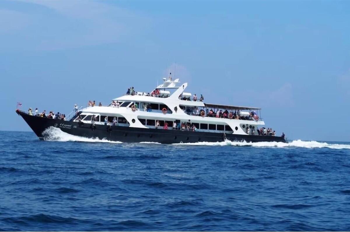 One Way Big Boat Transfer from / to Phuket - Phi Phi - Main Image